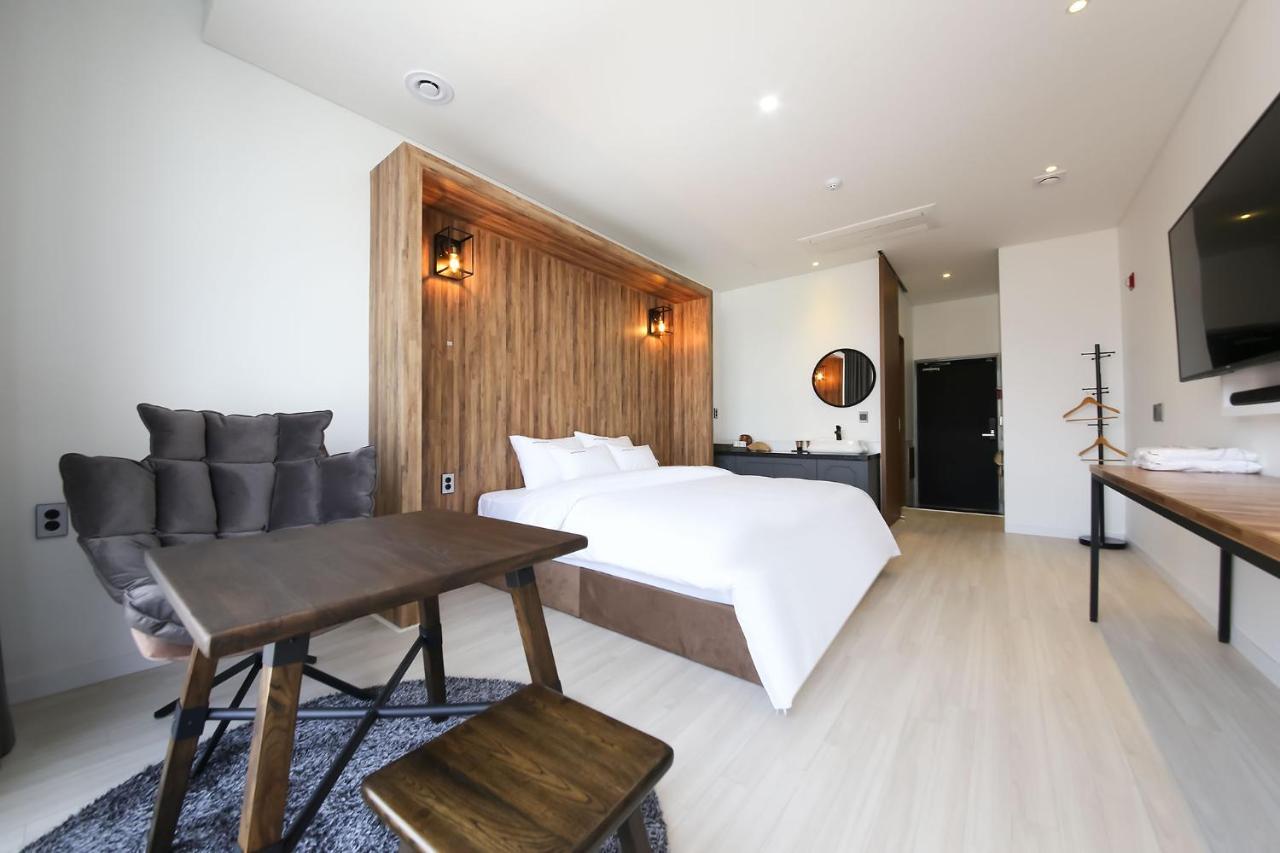 Hotel Raum Szuncshon Kültér fotó
