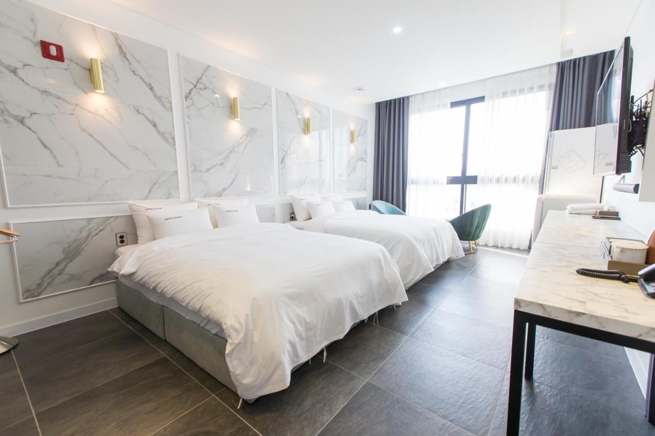 Hotel Raum Szuncshon Kültér fotó