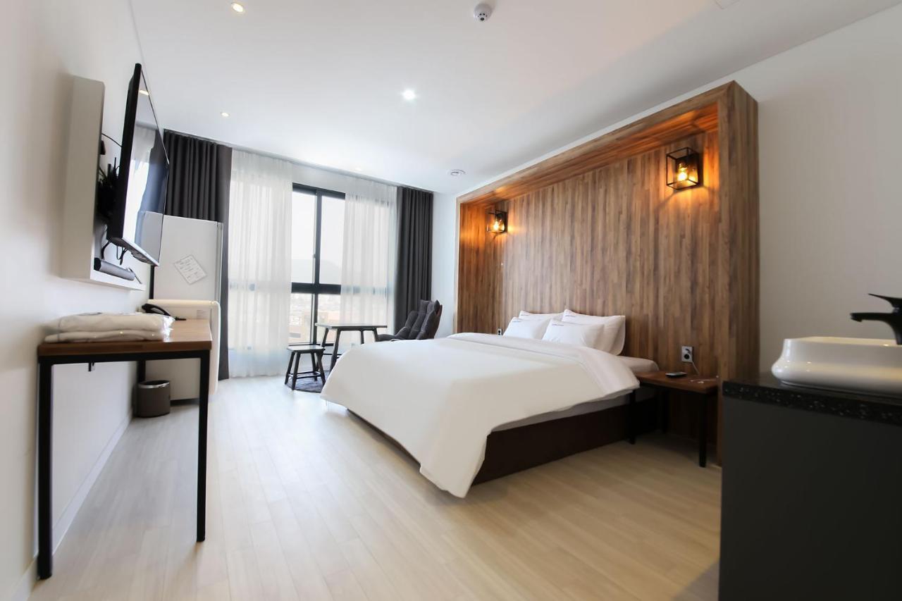 Hotel Raum Szuncshon Kültér fotó